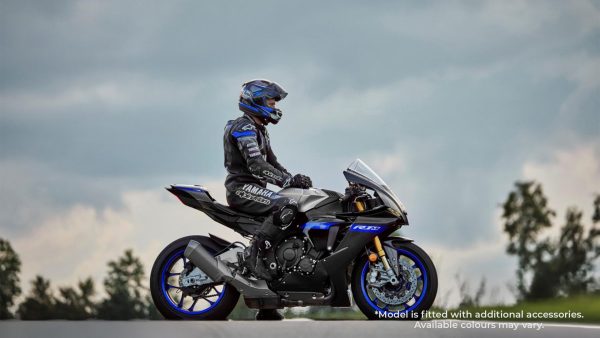 Website Banners R1M 25 | Yamaha SA